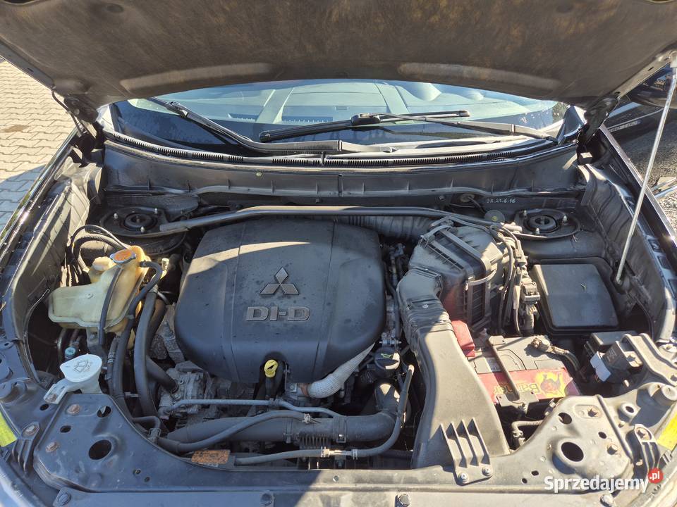 Mitsubishi Outlander 4x4 22d 156 183 7 osób 6 śląskie Bujaków