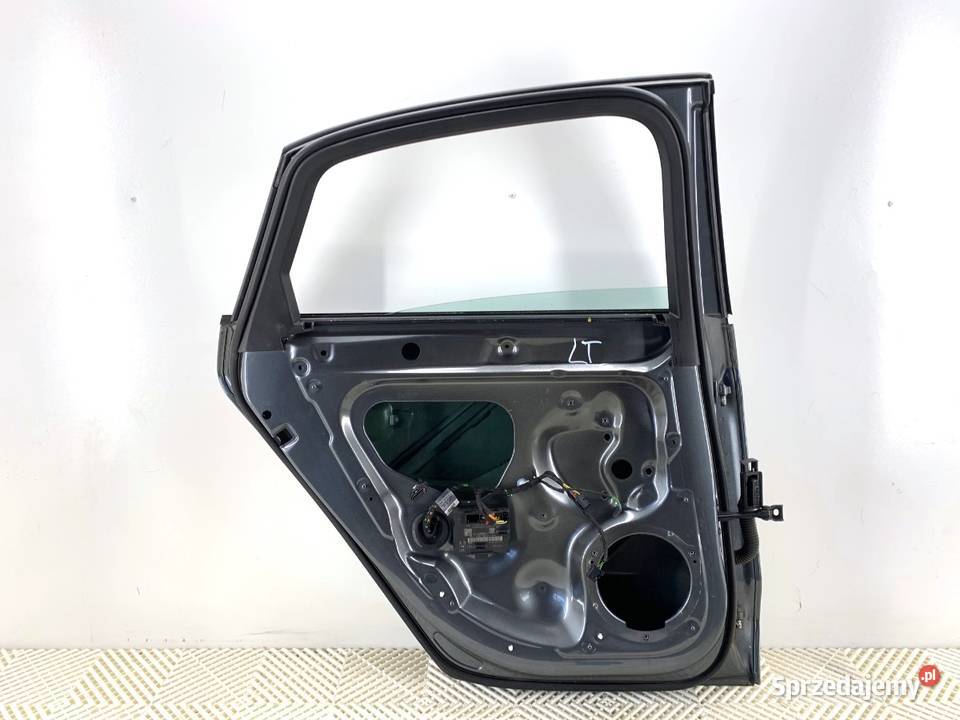 DRZWI LEWY TYŁ LX7R AUDI A3 8V SedanLimuzyna