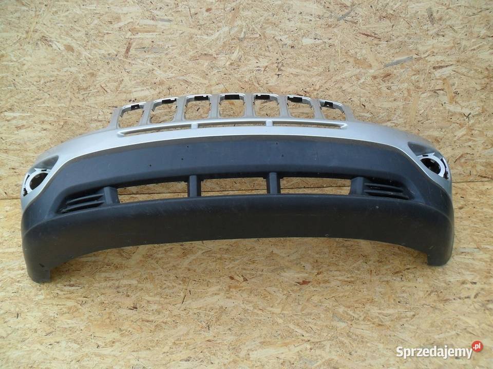 Jeep Grand Cherokee 2010 zderzak przedni Nowy Tomyśl