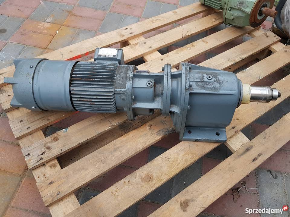 Motoreduktor 04KW 160200 V Eberhard Bauer SN1A