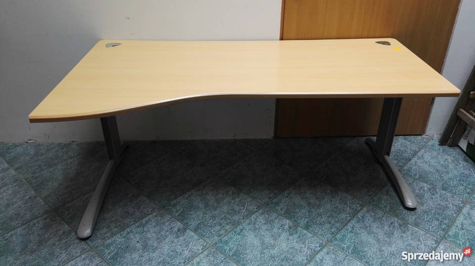 Biurko z wycięciem Steelcase meble biurowe używane Poznań Biurko z wycięciem Steelcase meble biurowe używane Poznań
