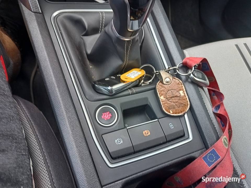 Seat Leon sportstourer kombi salon Polska niski Rok produkcji 2022 Motoryzacja Wołoskowola