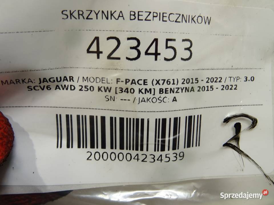 SKRZYNKA BEZPIECZNIKÓW JAGUAR FPACE Kombi 30 340 osobowe