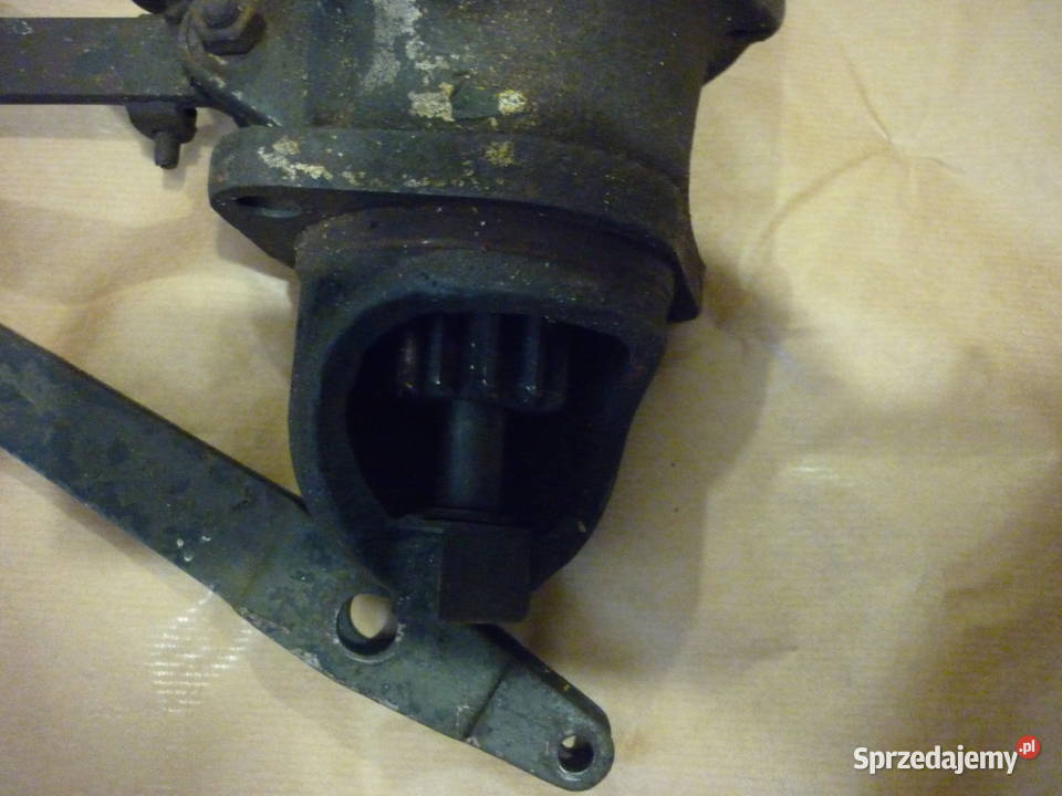 Ził 157 rozrusznik Dębica