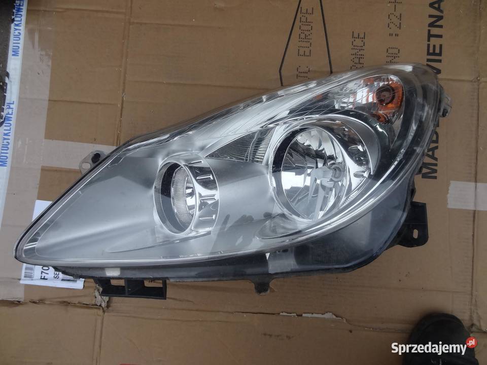 LAMPA LEWA PRZEDNIA PRZÓD OPEL CORSA D 13186381 osobowe