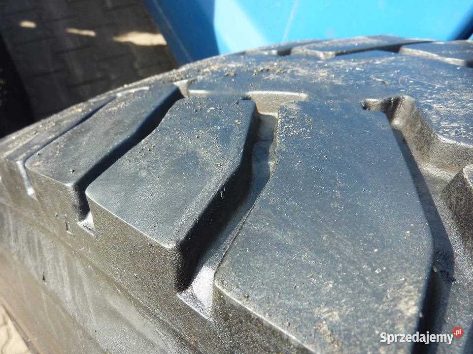 Opona używana ciężarowa 32595R24 1200R24 Goodyear