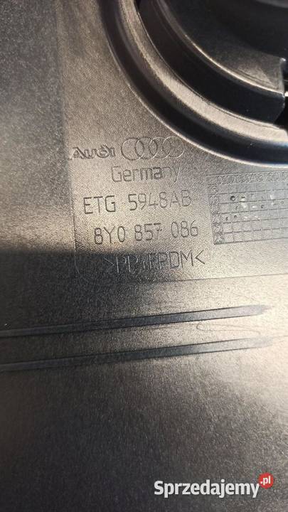AUDI A3 8Y OSŁONA DESKI KONSOLI PRAWA 8Y0857086