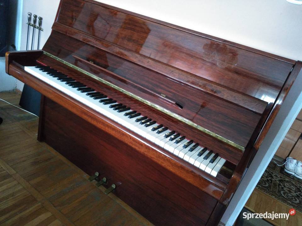 Pianino w stanie lata 90 Ruciane-Nida sprzedam