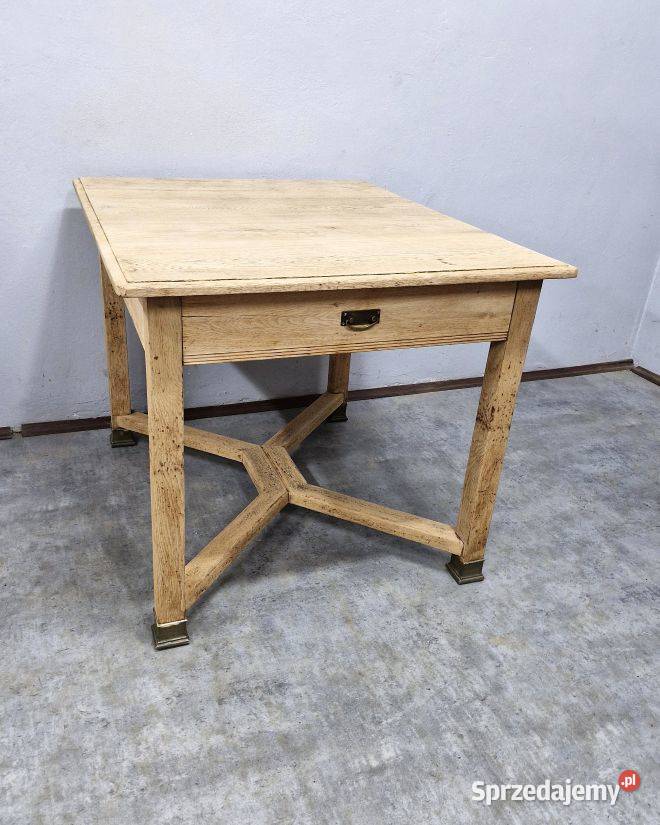 Dębowy Rozkładany Stół Międzywojenny AntykiMarki Marki