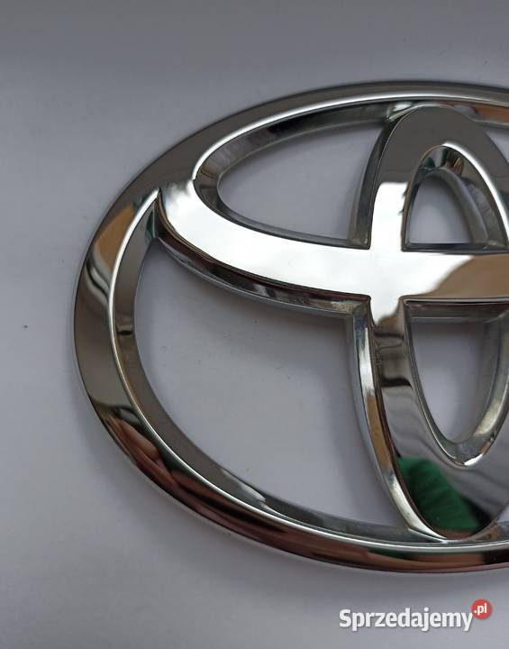 Emblemat Toyota Yaris II 0511r Lipno