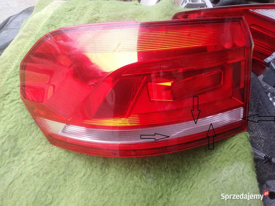 VW Touran 3 wkład lampy lampa 5TA945095A Oświetlenie Dębno sprzedam