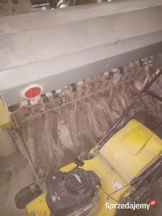 Siewnik zbożowy Poznaniak nieuszkodzony Chrzanów