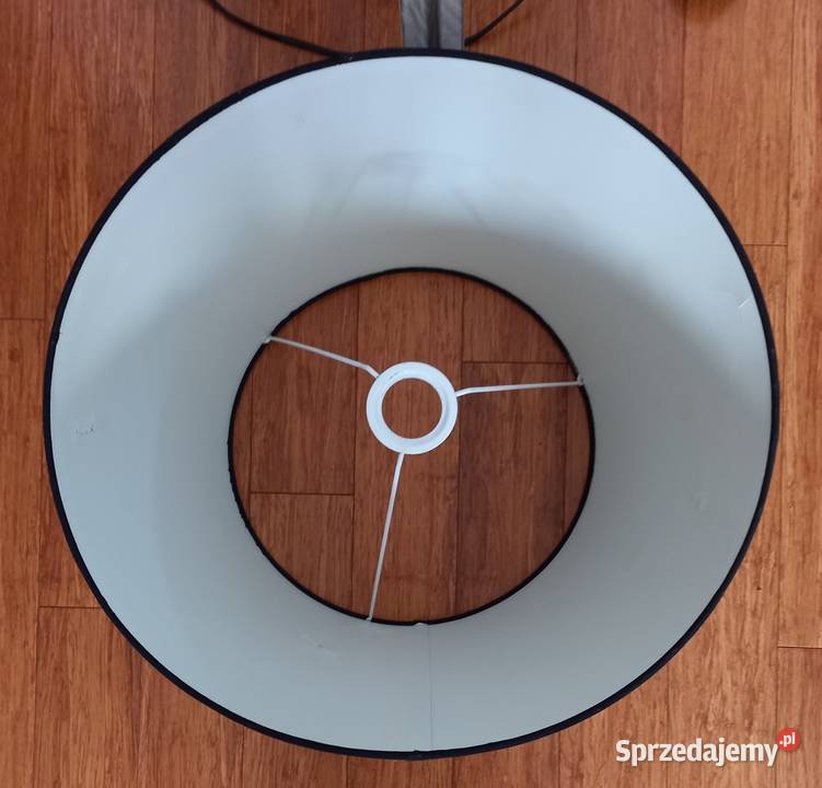 Lampa podłogowa trójnóg Ventaqe Wrocław