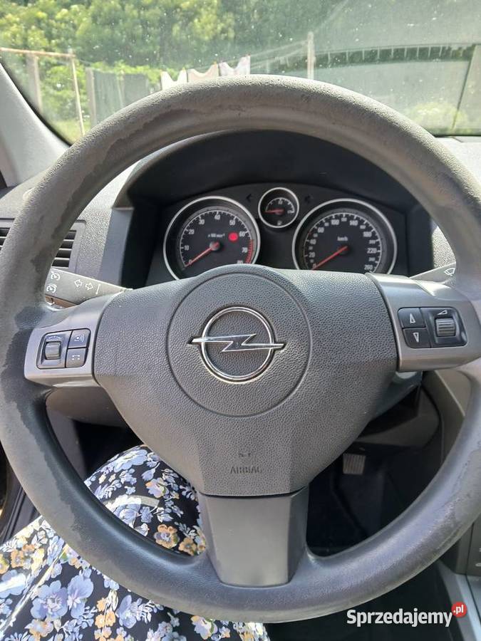 Sprzedam Opel Astra H benzyna gaz 2006 Rok produkcji 2006 Brodnica