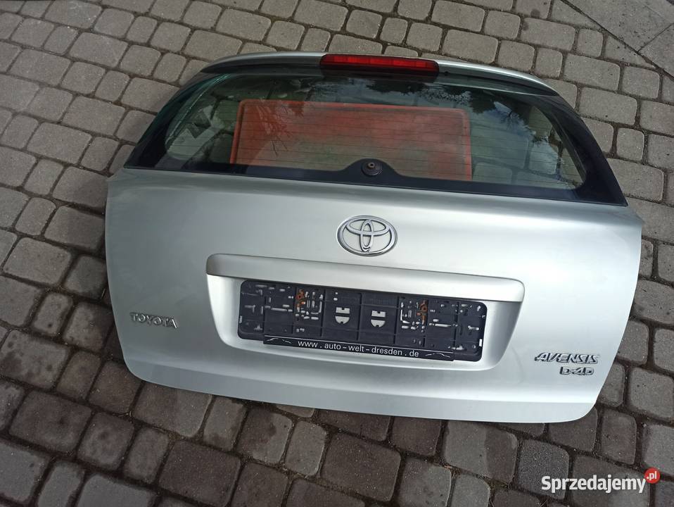 Toyota Avensis T25 Lift maska srebrna 1C0 klapa Bolesławiec sprzedam