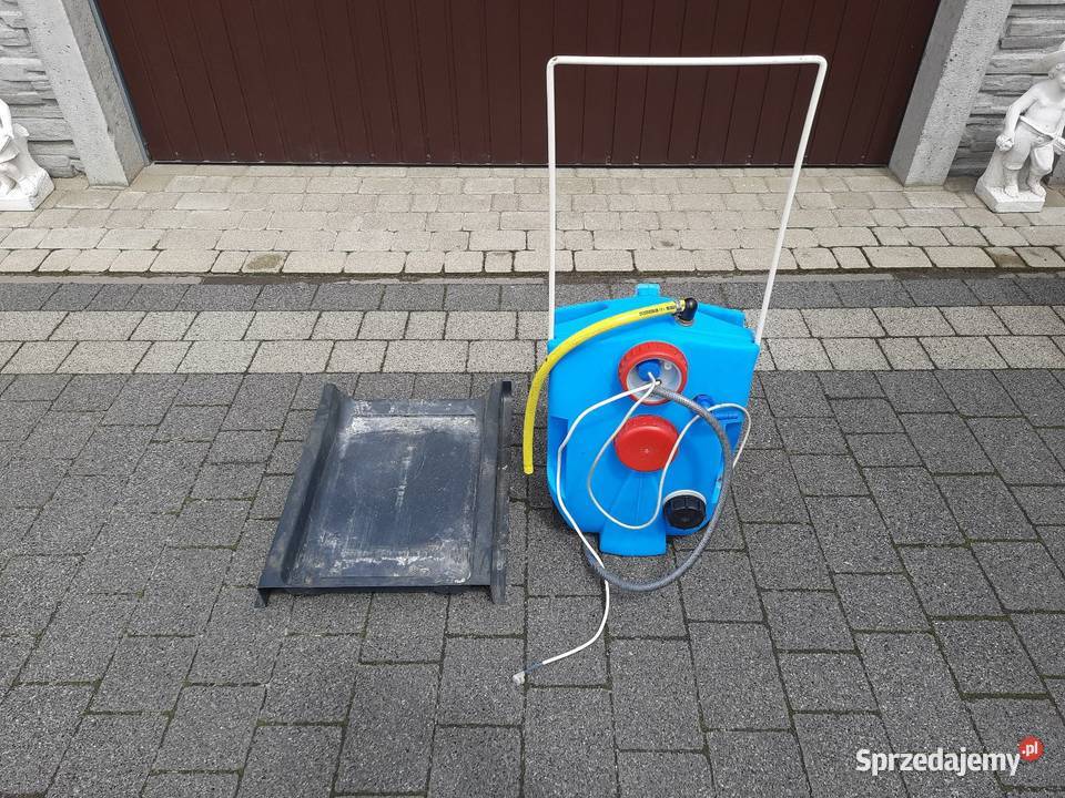 Baniak pojemnik na czystą wodę do przyczepy Skokowa