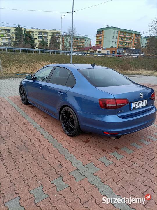 VW Jetta Piasek