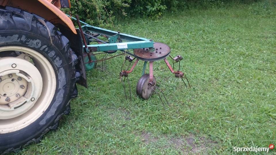 Przewracarka przetrząsarka karuzelowa pająk