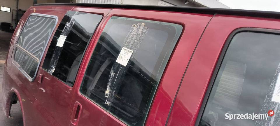 DRZWI PRAWE PRZÓD GMC SAVANA Lipno sprzedam