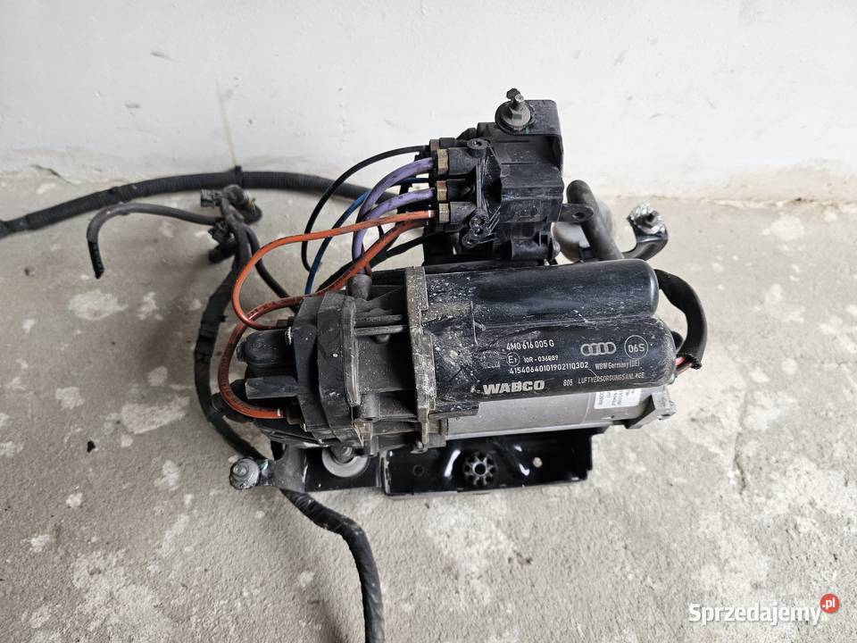 Kompresor zawieszenie Q7 4M Motoryzacja