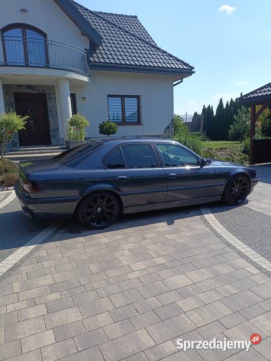 BMW E38