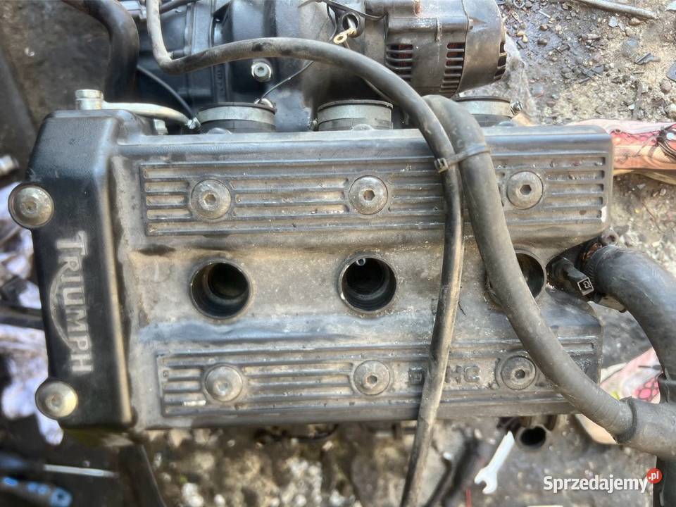 Pokrywa głowicy Triumph Trophy 900 Ostrzeszów sprzedam
