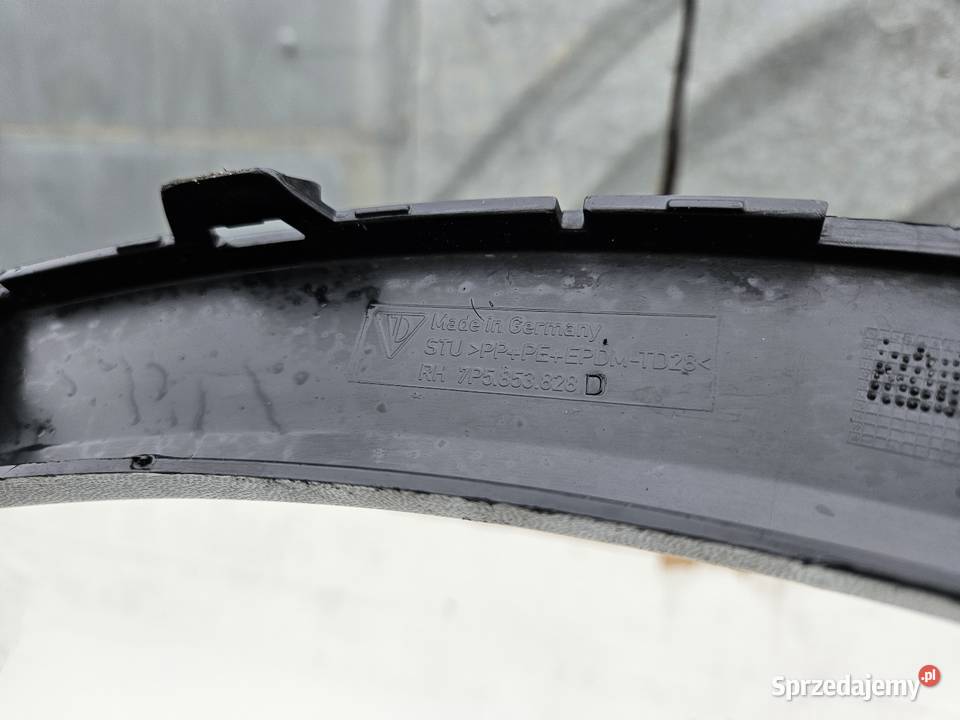 PORSCHE CAYENNE II 7P5 LISTWA BŁOTNIKA PRAWY TYŁ