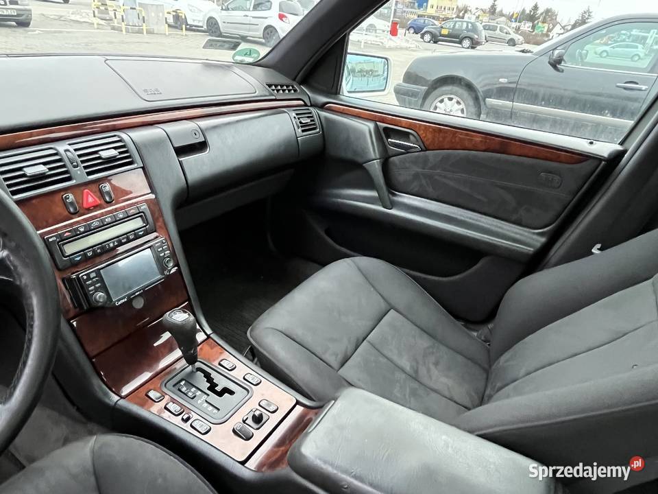 Mercedes w210 E200 kompresor 186 automat LPG Łomianki Dolne