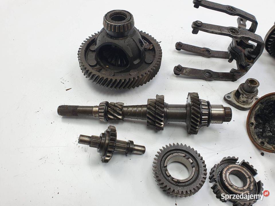 SKRZYNIA BIEGÓW VOLKSWAGEN GOLF V JCR Lipno