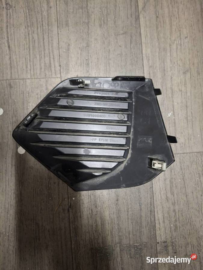 Peugeot 2008 II kratka zderzak przód prawa Turek