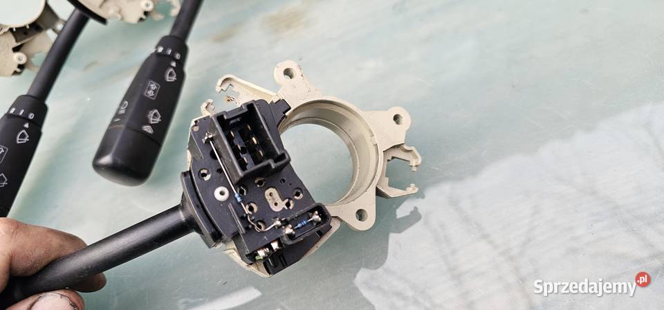 Przełącznik kierunkowskazów manetka mercedes