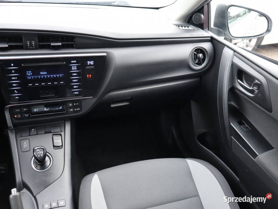 Toyota Auris Hybrid gniazdo USB Katowice