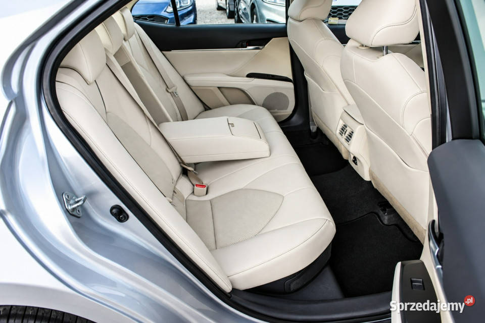 Toyota Camry Executive SalonPL FV23 Skóra ACC światła do jazdy dziennej Camry Sokołów sprzedam