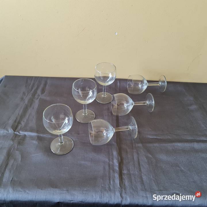 Kieliszki gładkie na nóżce Antyki, Sztuka, Kolekcje