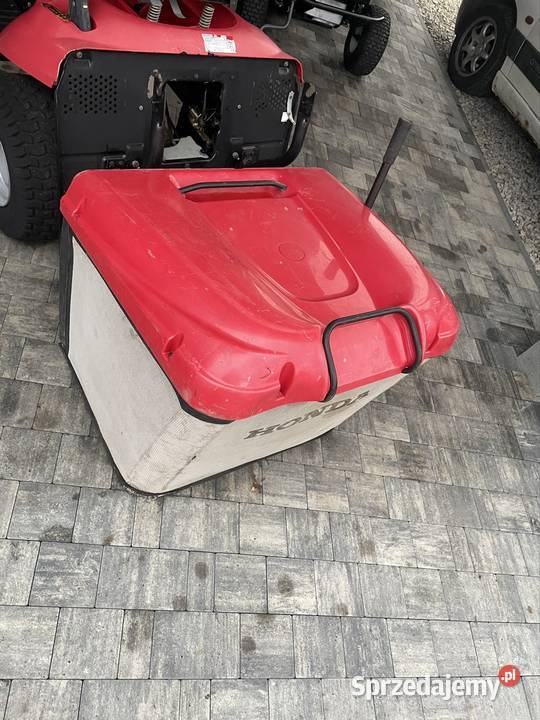 Kosiarka traktorek Honda dwa cylindry sprzedam