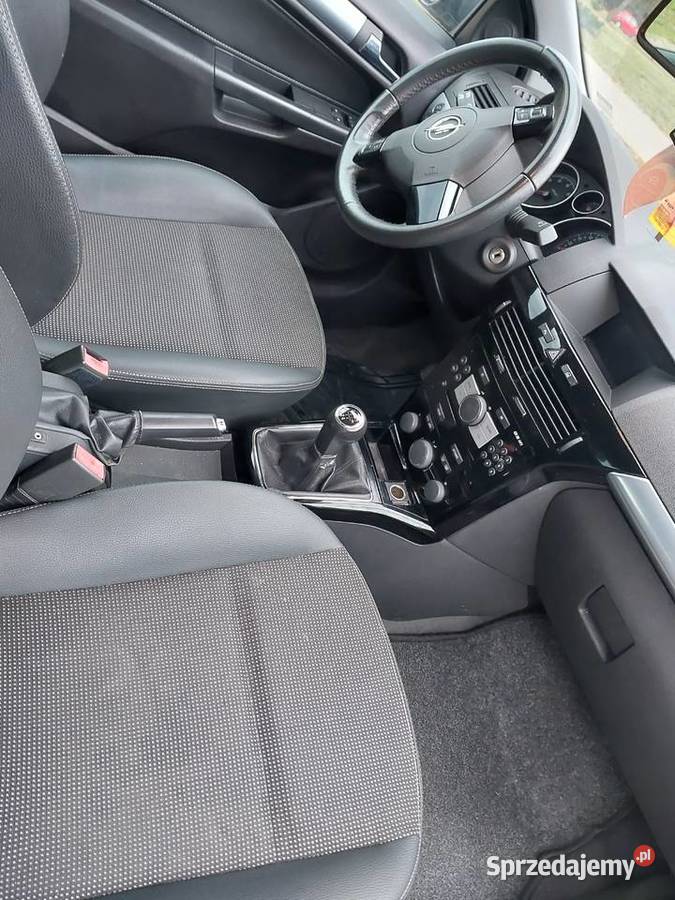 Opel Astra H GTC 14 hatchback benzyna gaz Poznań