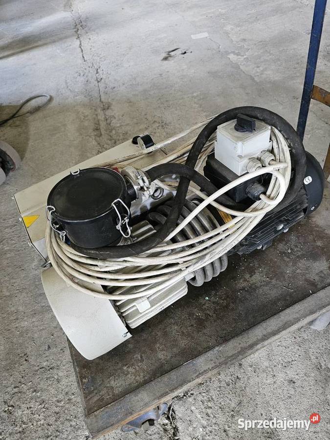 Pompa próżniowa AT100B zbiornik ciśnieniowy Nysa