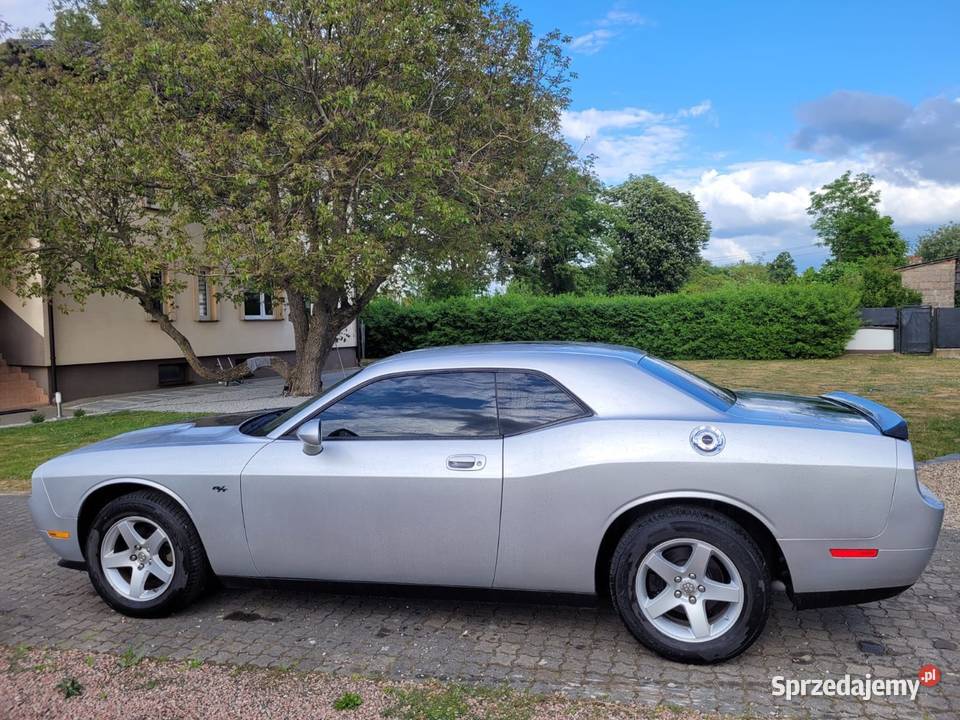 Dodge Challenger 2012 36 V6 2/3