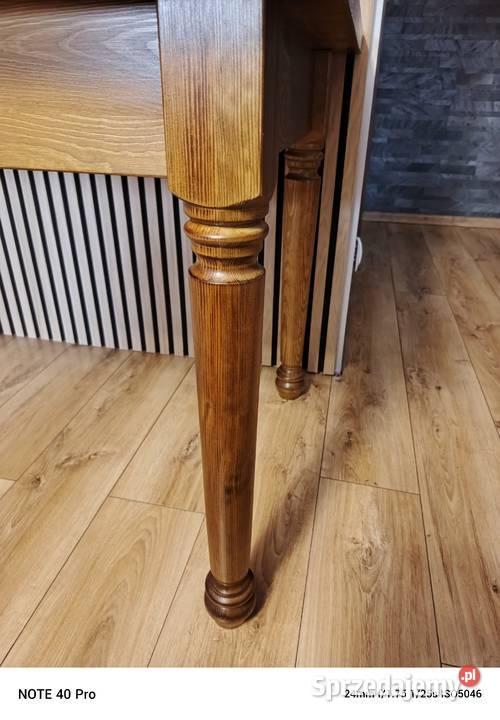 Stół z litego drewna sosnowego z nogami Pogorzela