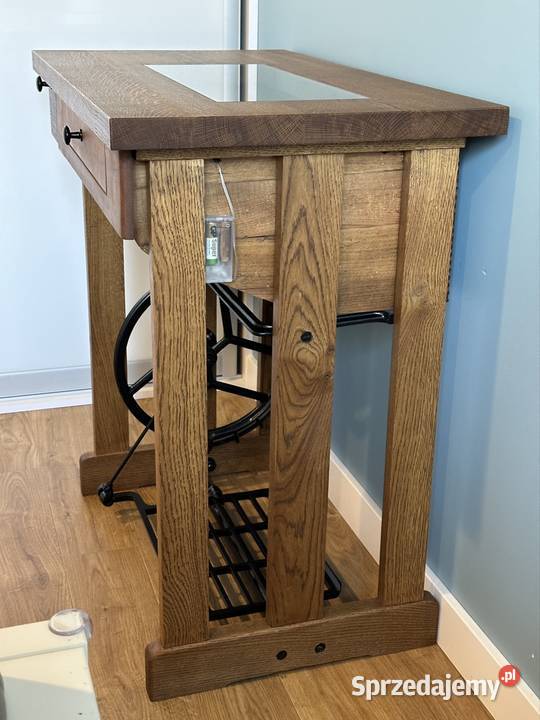 Stolik z maszyny do szycia Łucznik Kielce