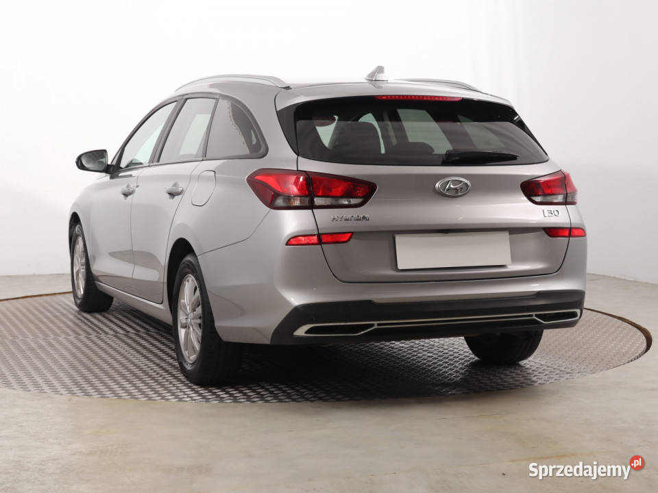 Hyundai i30 10 TGDI Rok produkcji 2022 Katowice