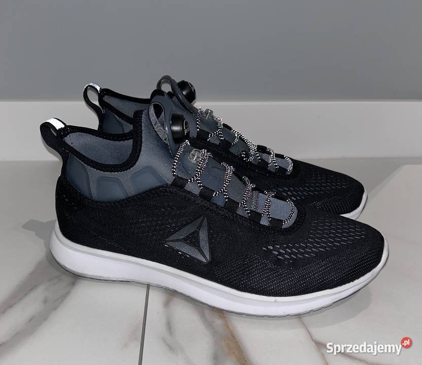 Reebok Pump Plus Tech świetne buty nowe 425 niebieski sprzedam