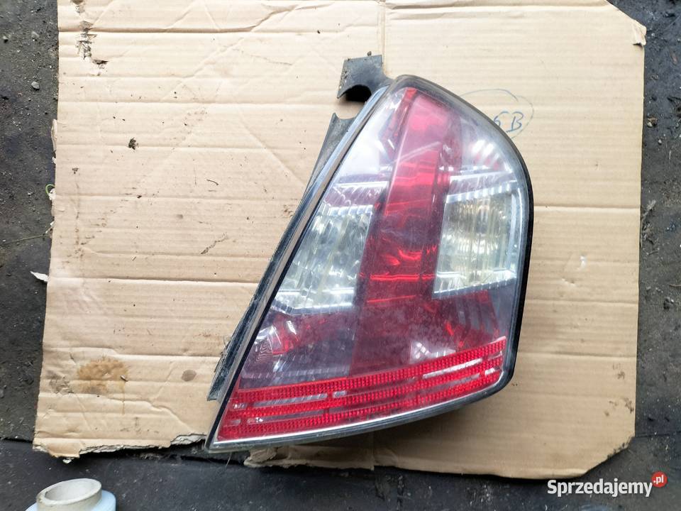 FIAT STILO LAMPA TYŁ TYLNA PRAWA WKŁAD LAMPY Kamień-Kolonia