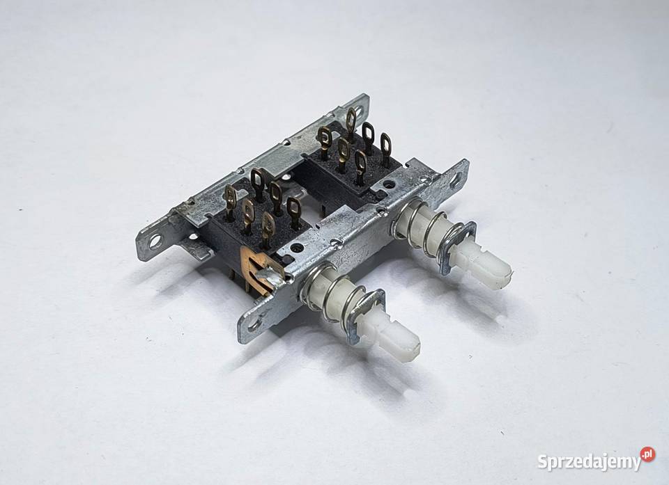 Isostat podwójny zależny Unitra ELTRA Gdańsk