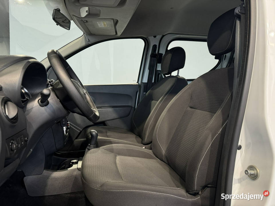 Dacia Dokker VAT 23 Laureate 16SCe 102 M5 2019 r światła przeciwmgielne Myślenice