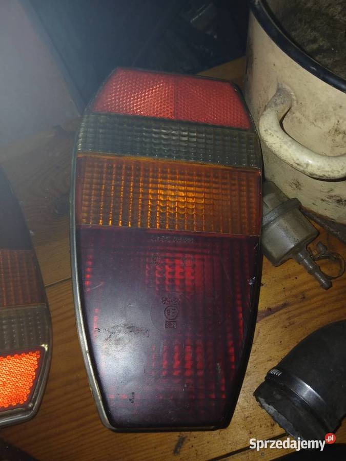 Tylne lampy skoda 105 Części samochodowe Kruszewo-Brodowo