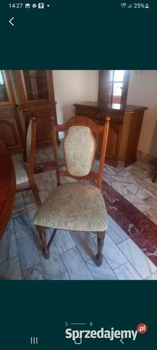Sprzedam zestaw mebli do jadalni z litego drewna Zestawy mebli