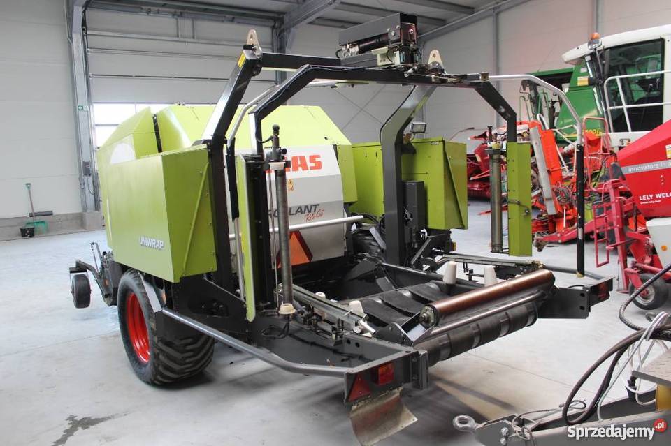 CLAAS Rollant 355 RC Uniwrap