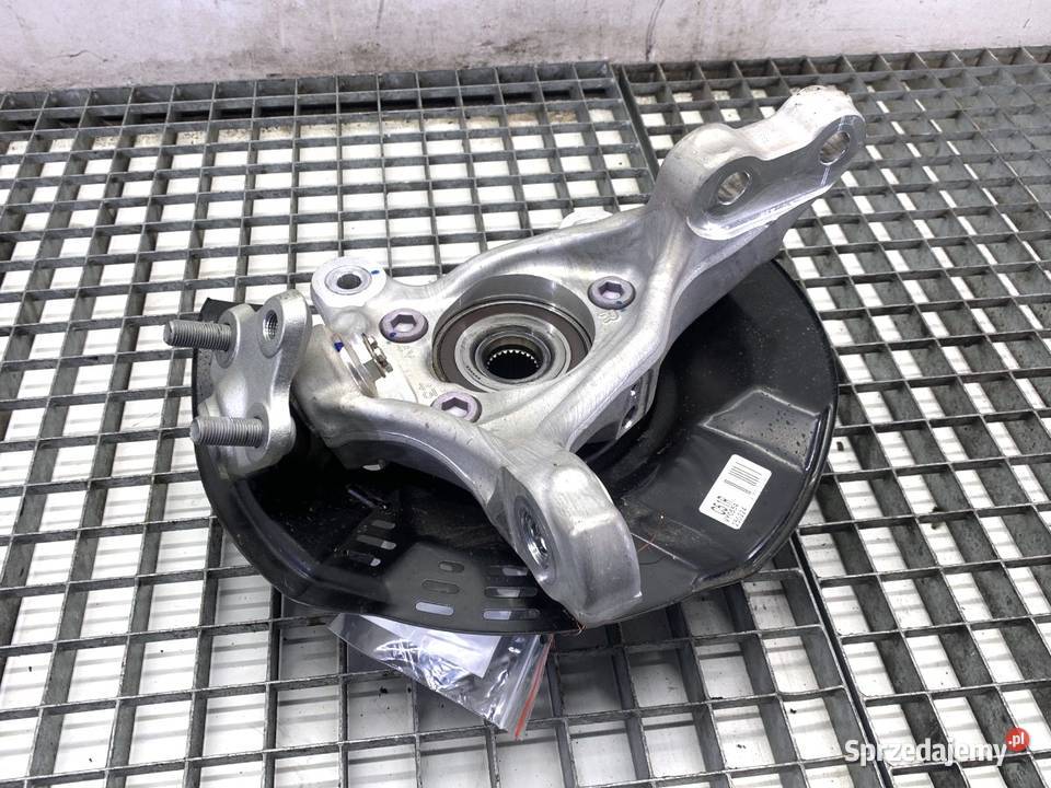 ZWROTNICA PRAWY PRZÓD LEXUS LBX 15 136