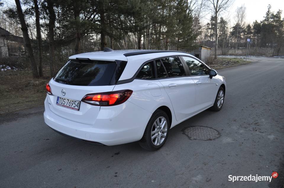 OPEL ASTRA K benzyna bezwypadkowa NAVI Ostrowiec Świętokrzyski